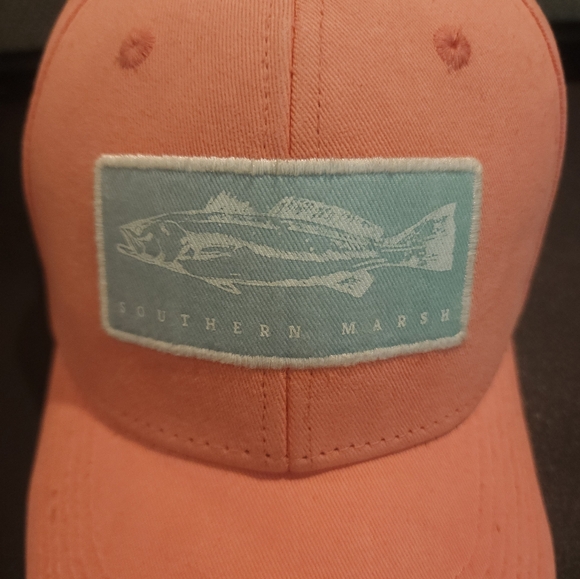 Southern Marsh Hat - Picture 2 of 8